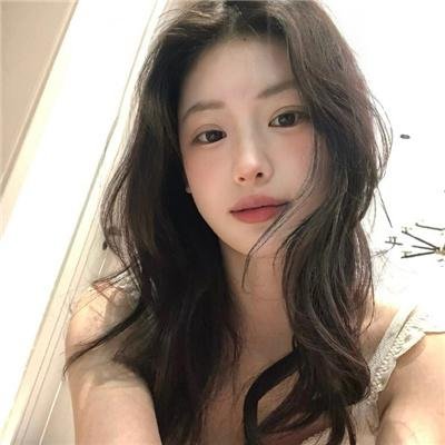 美丽笨女人